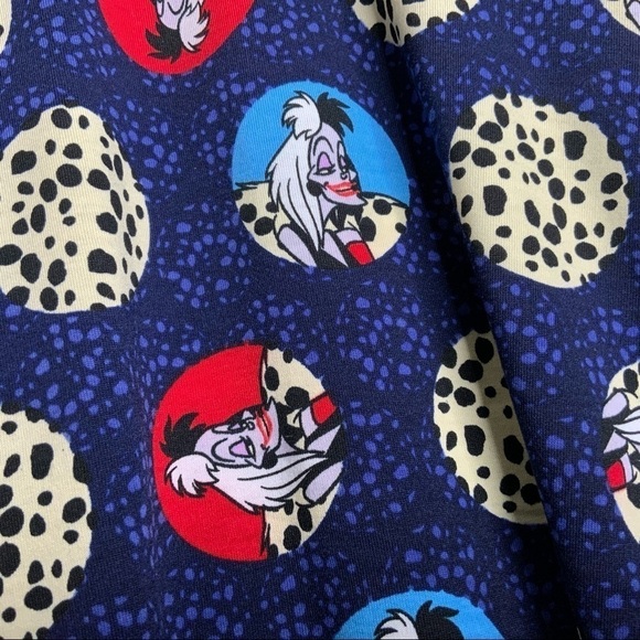 LULAROE Gigi Disney Villians Cruella Del Vil 100 Dalmatians Print. Size S. (NWT) - Picture 4 of 6